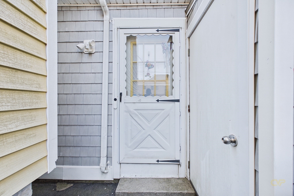 336 Davis St