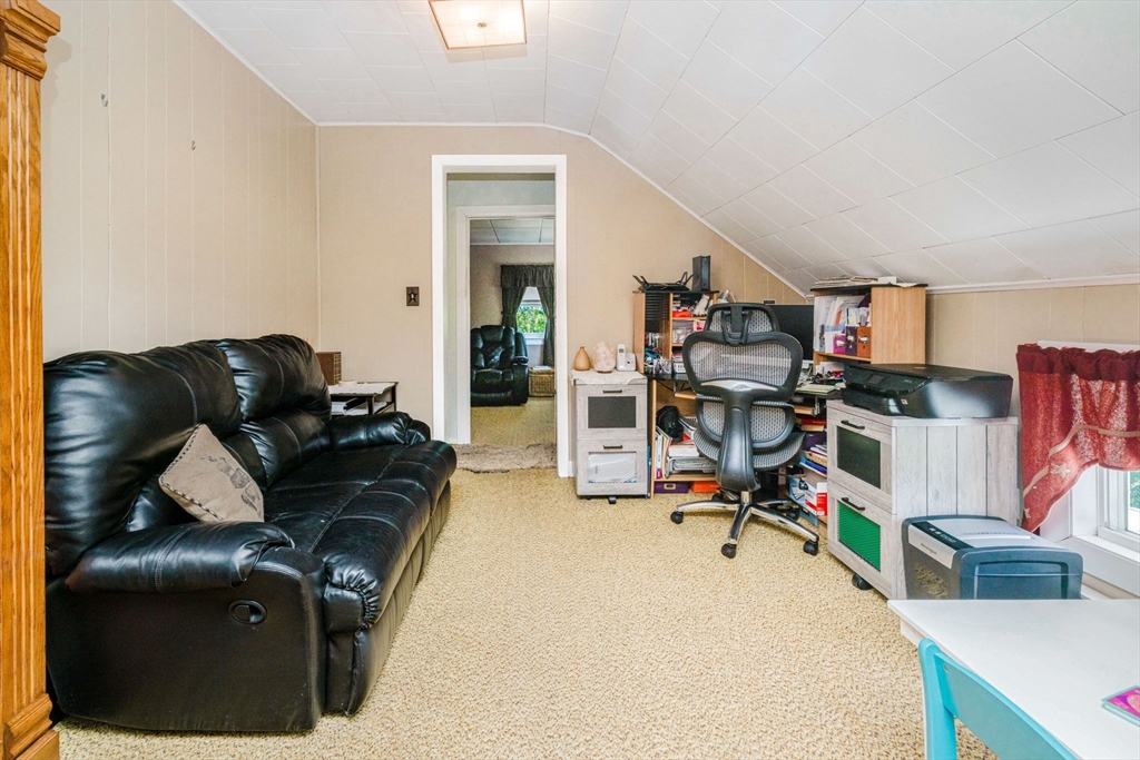 706 Gifford Rd