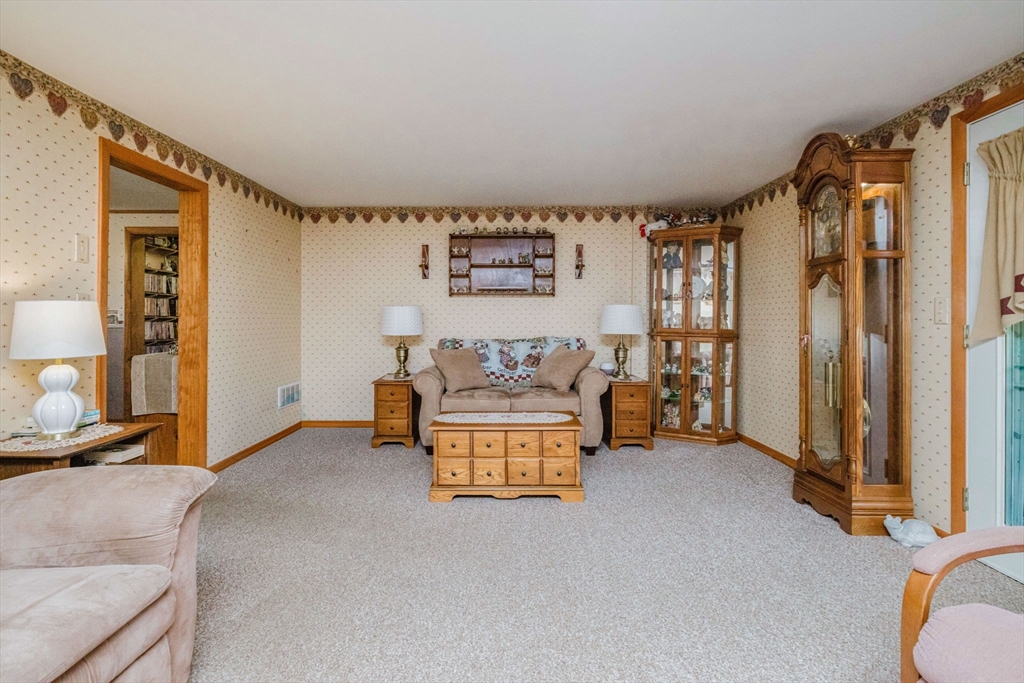 706 Gifford Rd
