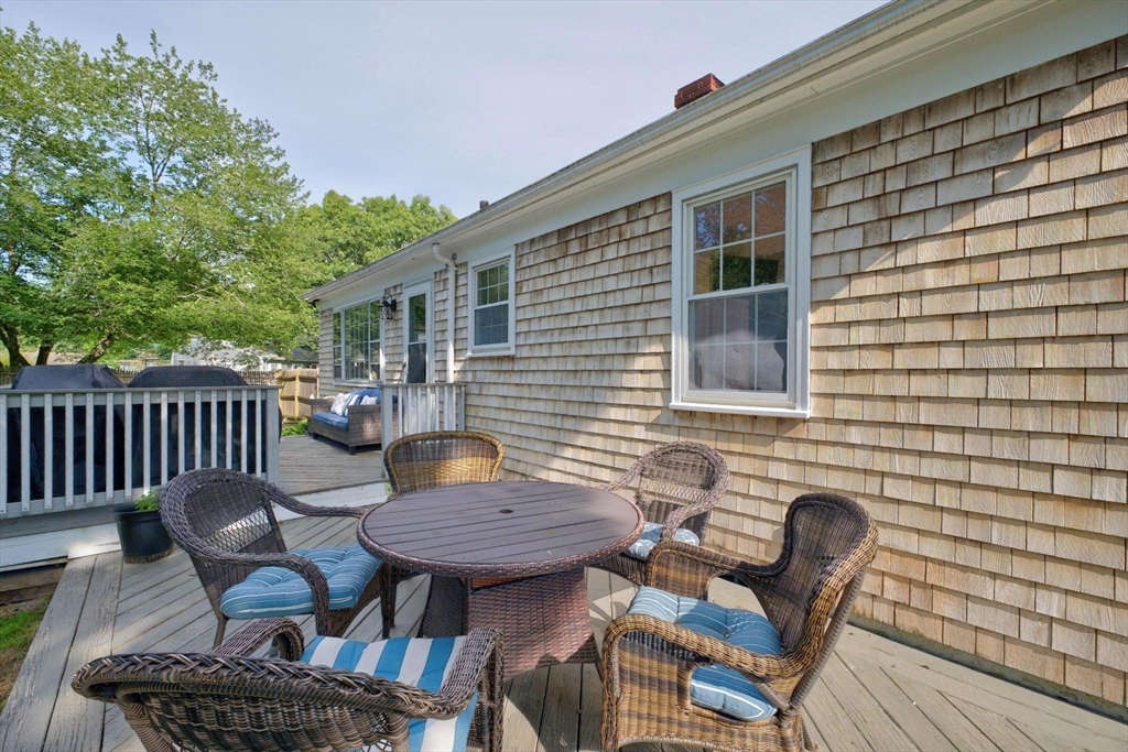 403 Valley Rd