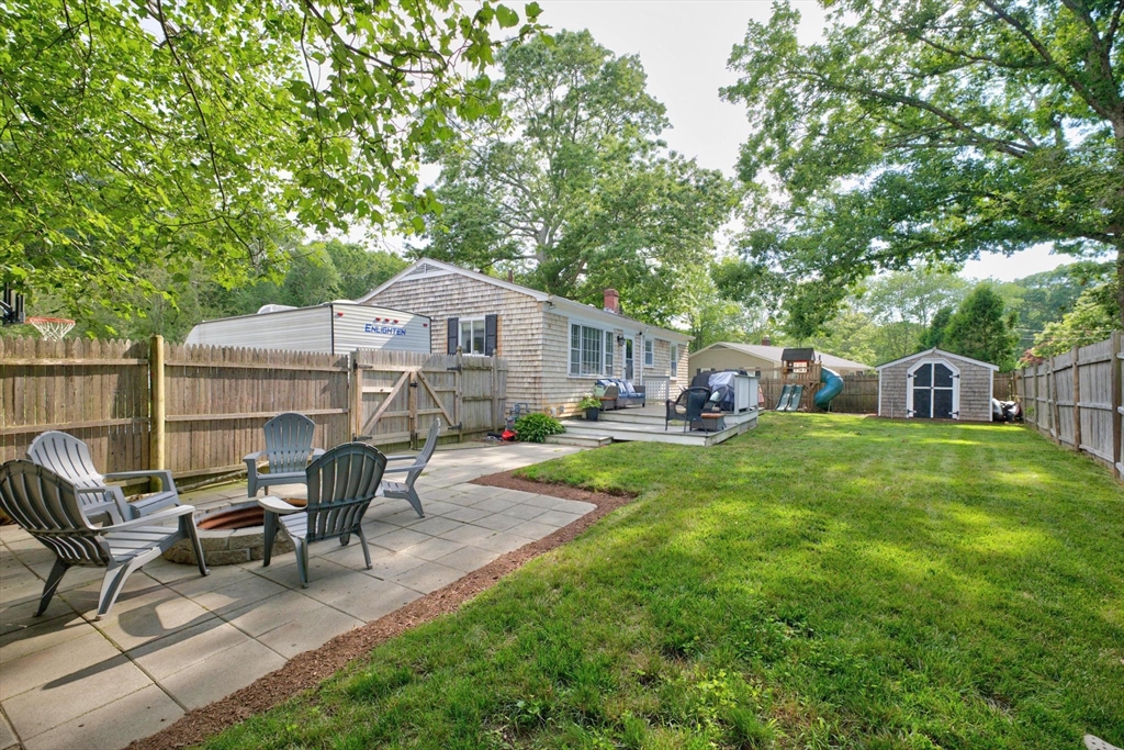 403 Valley Rd