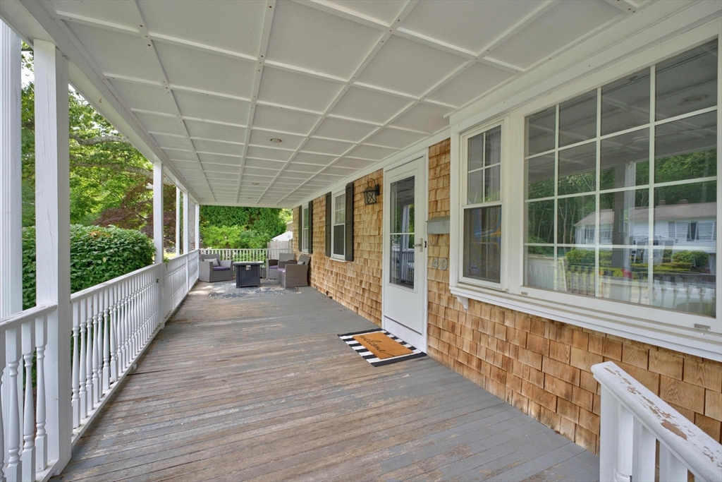 403 Valley Rd
