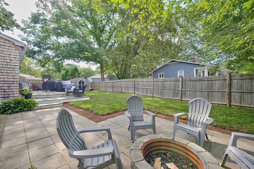 403 Valley Rd