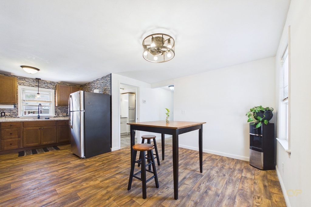 21 Golf St