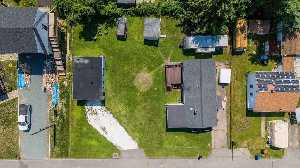 21 Golf St