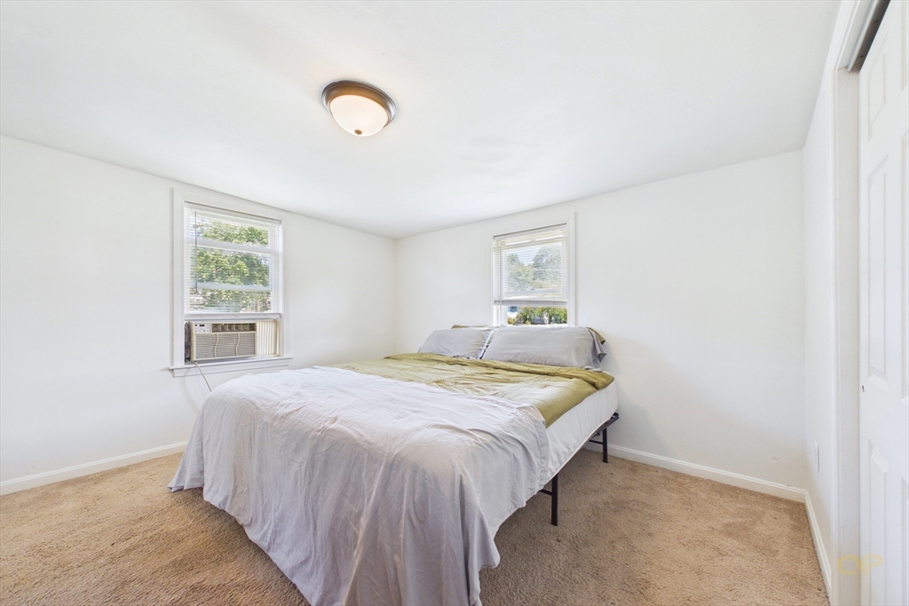21 Golf St