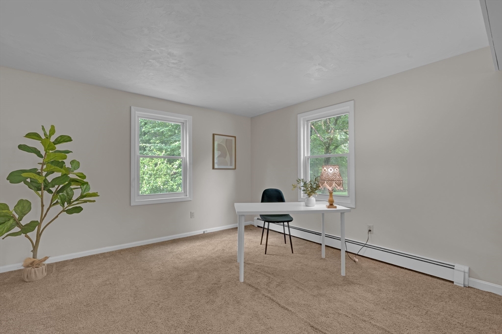 27 Redwood Dr
