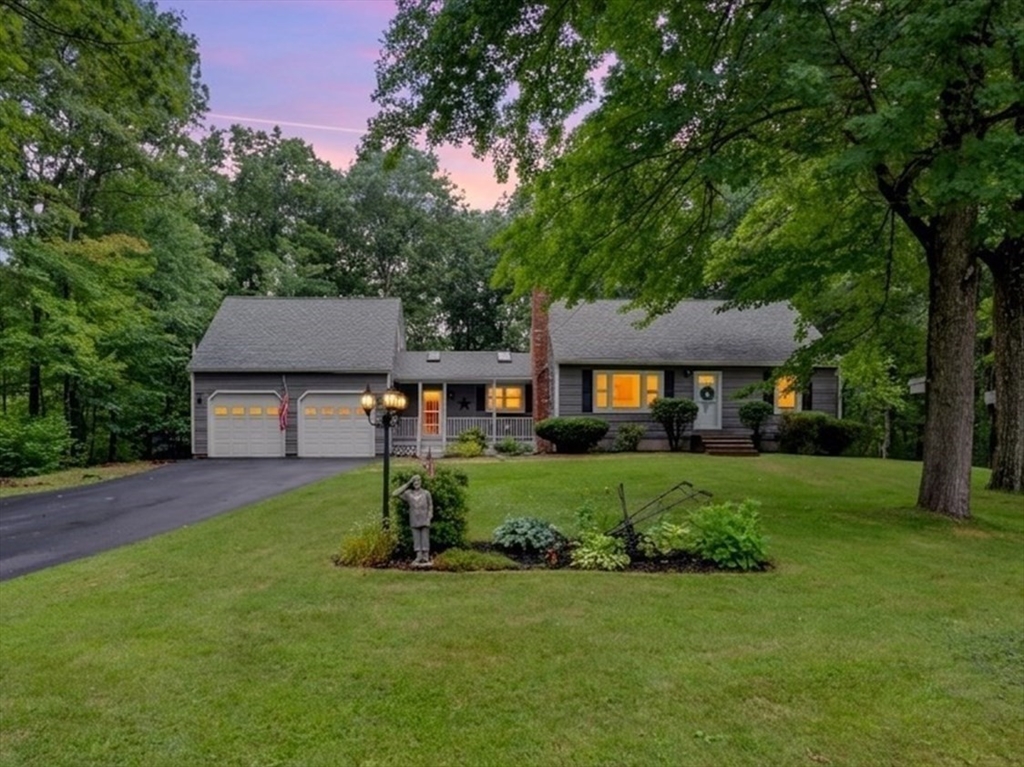 27 Redwood Dr
