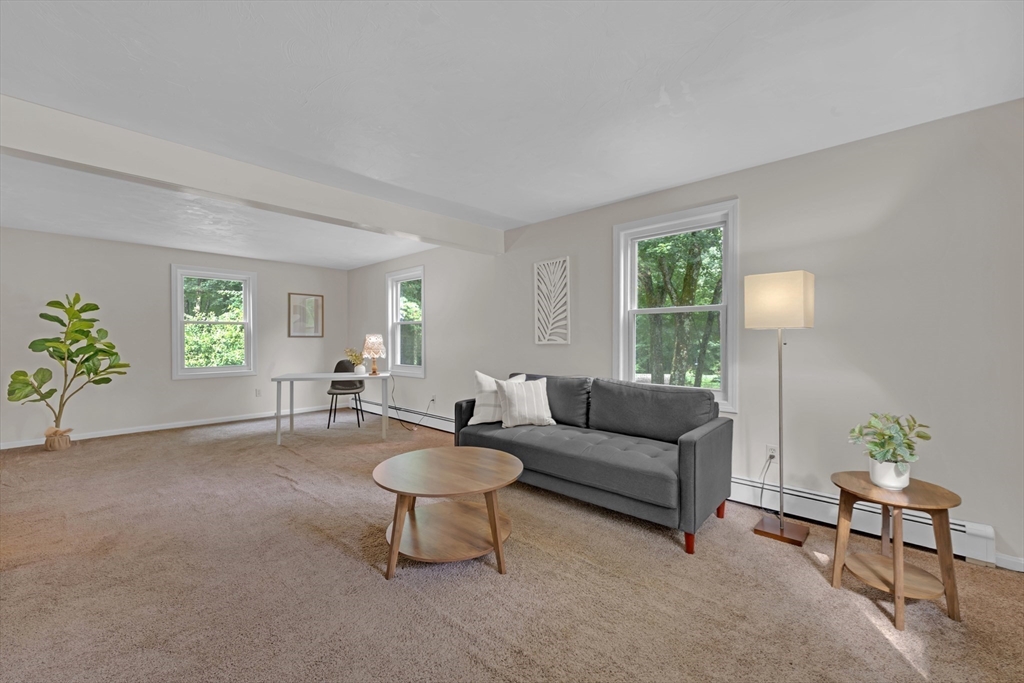 27 Redwood Dr