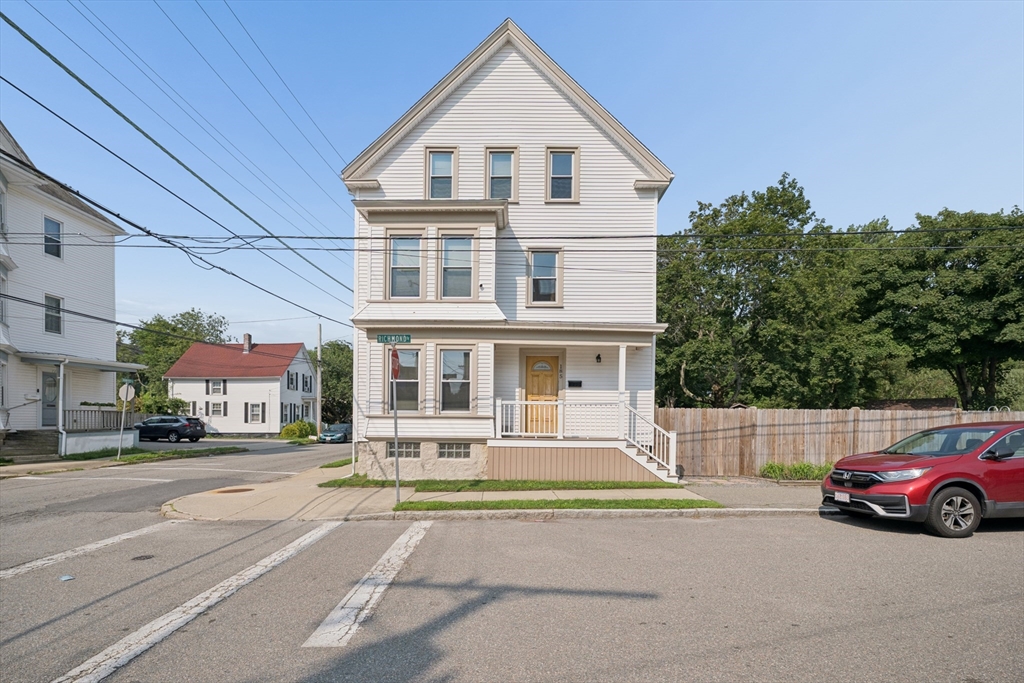 185 Richmond St