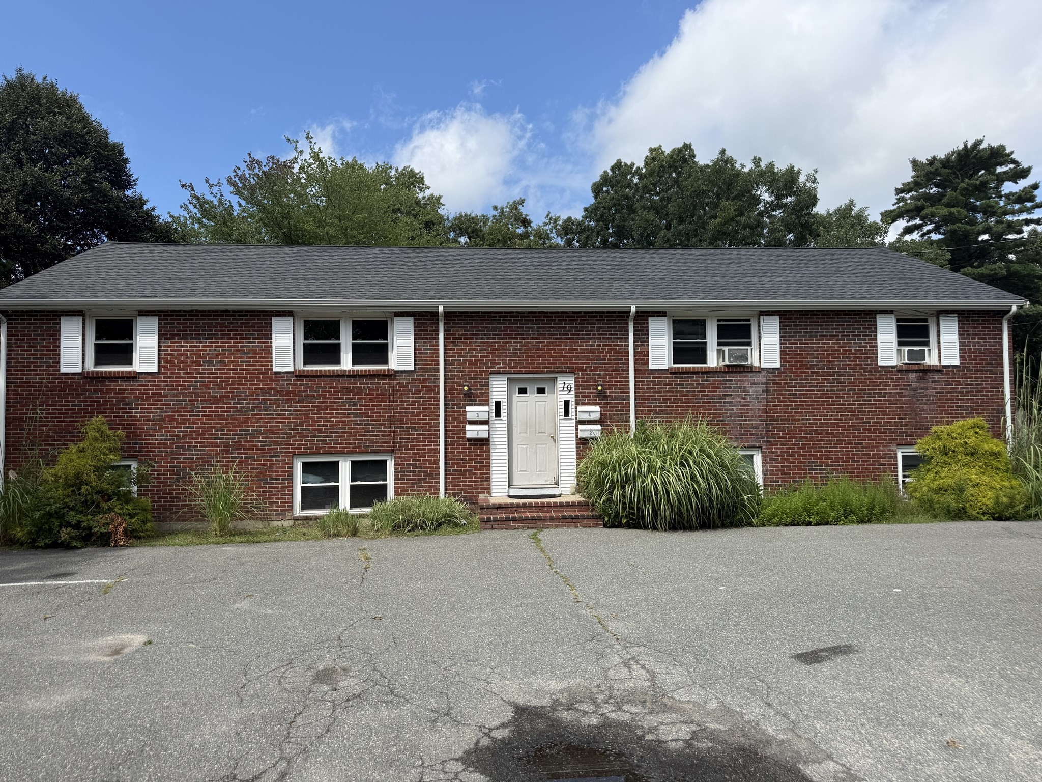 19 Anderson Ave # 3