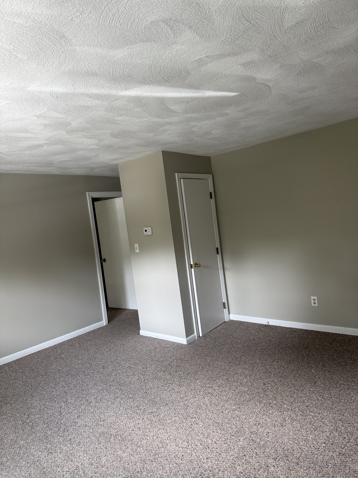 19 Anderson Ave # 3