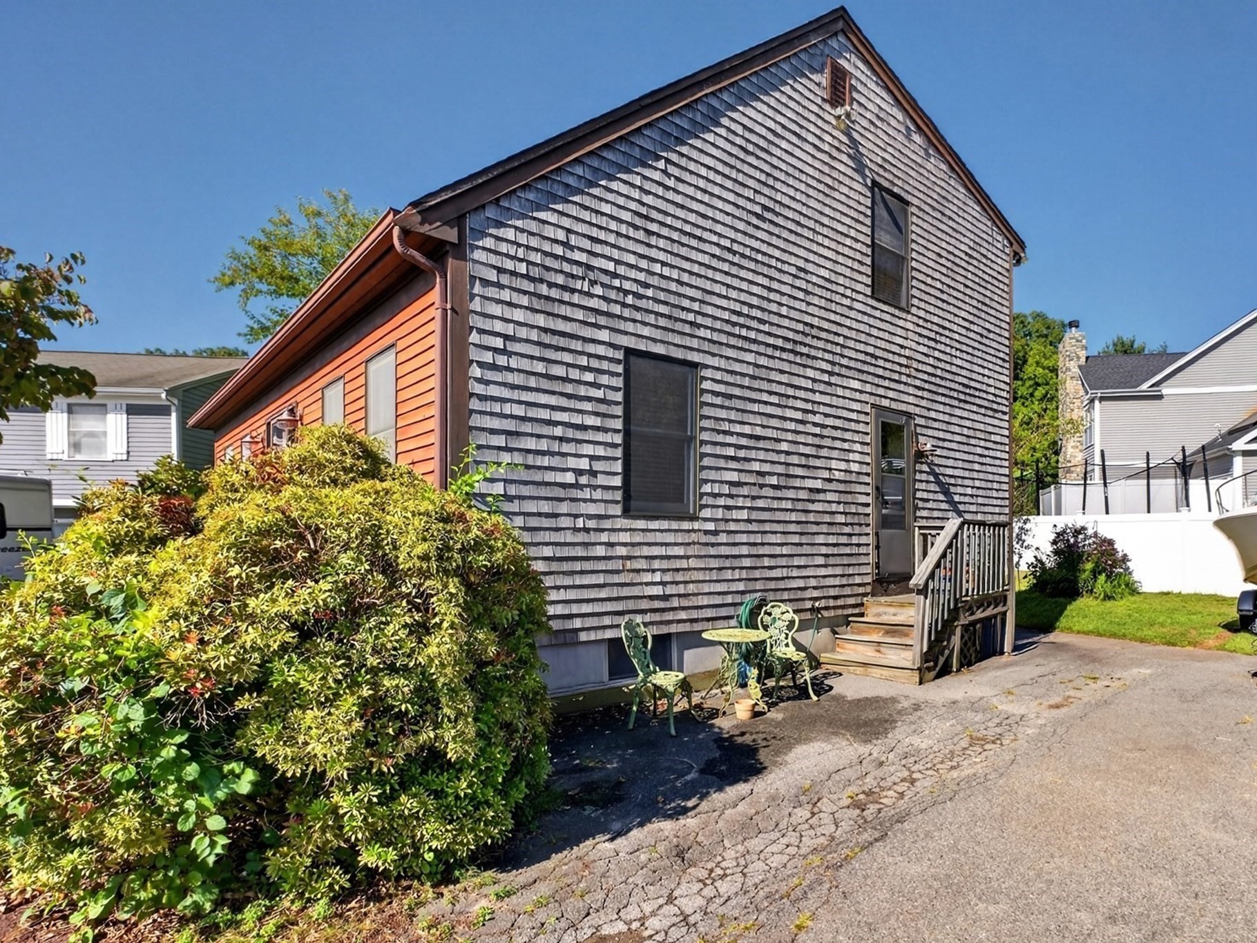 52 Donny Dr
