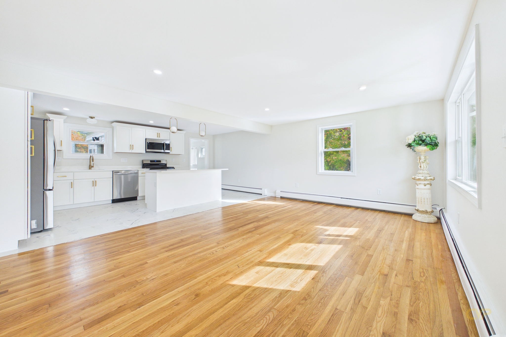 92 Benoit St
