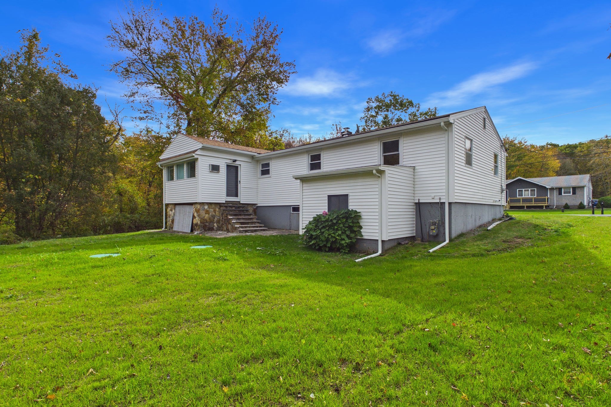 92 Benoit St