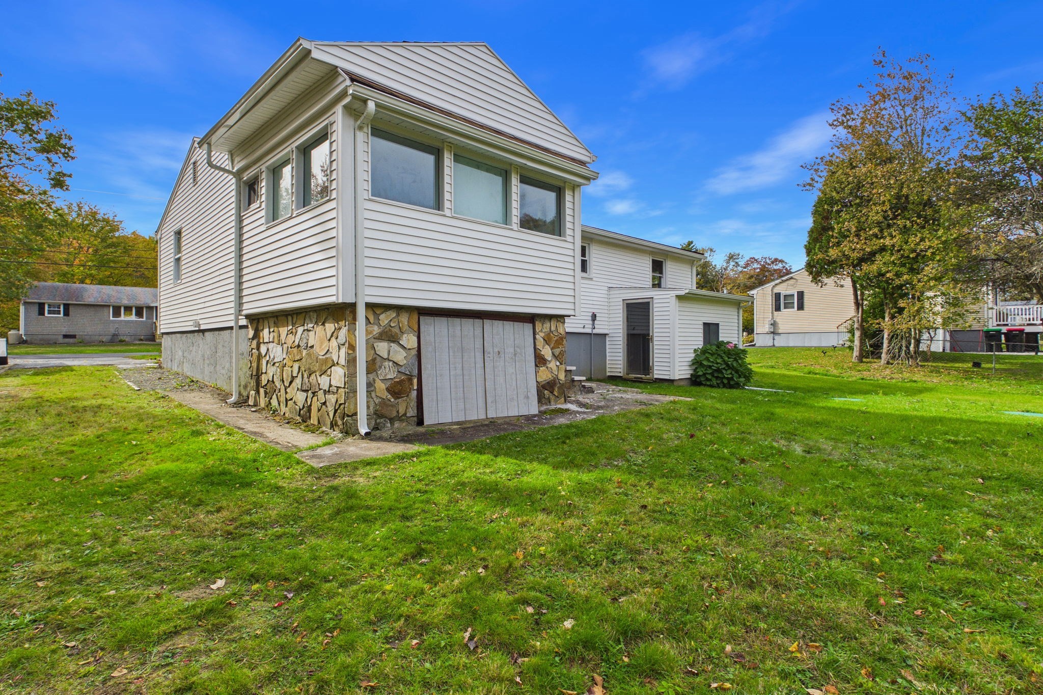 92 Benoit St