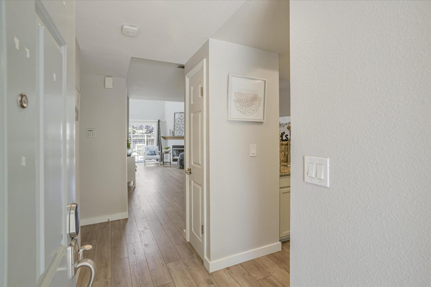 1555 Chihong DR