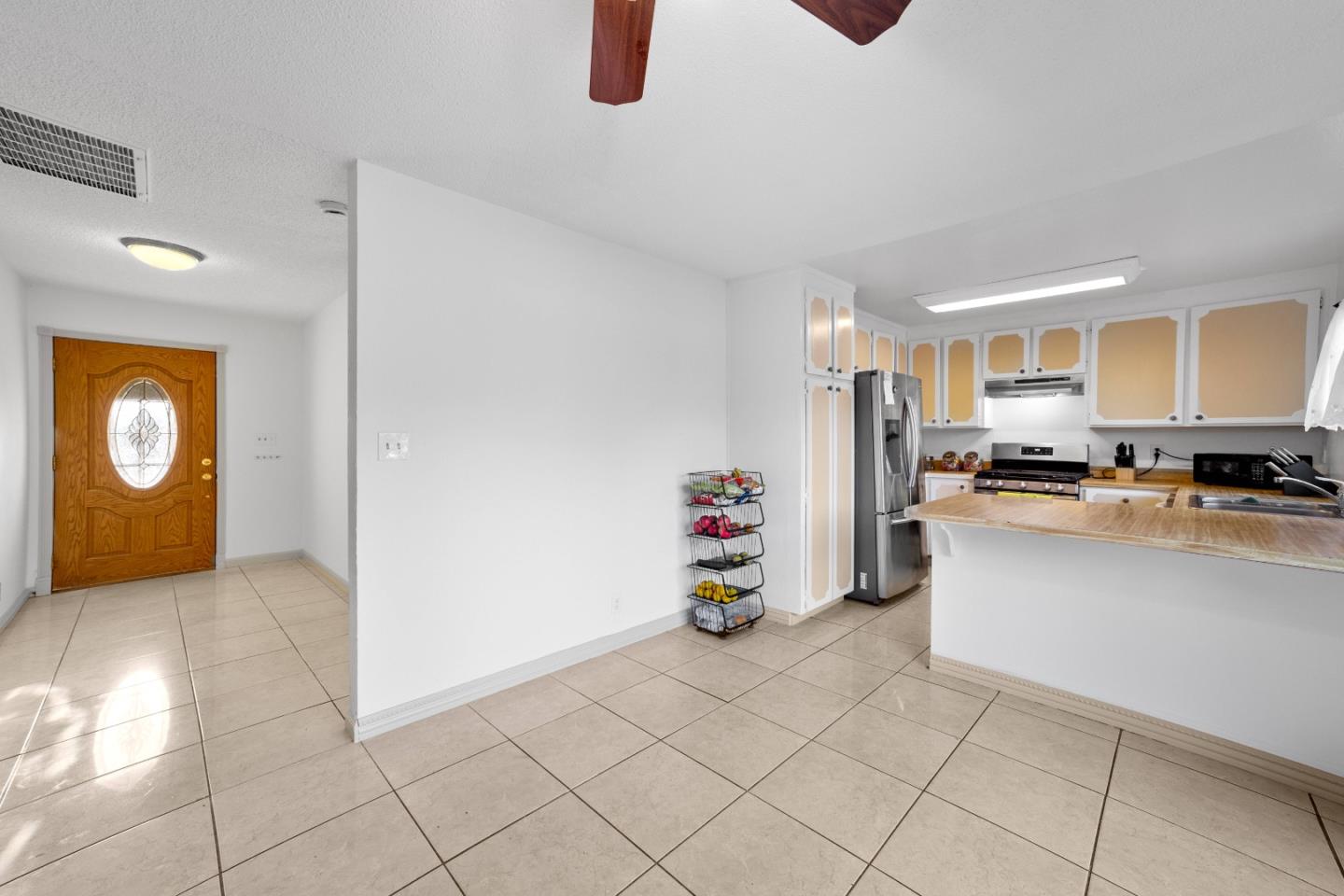 2036 Conifer LN