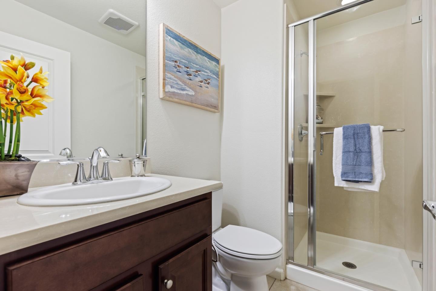 6122 Golden Vista DR