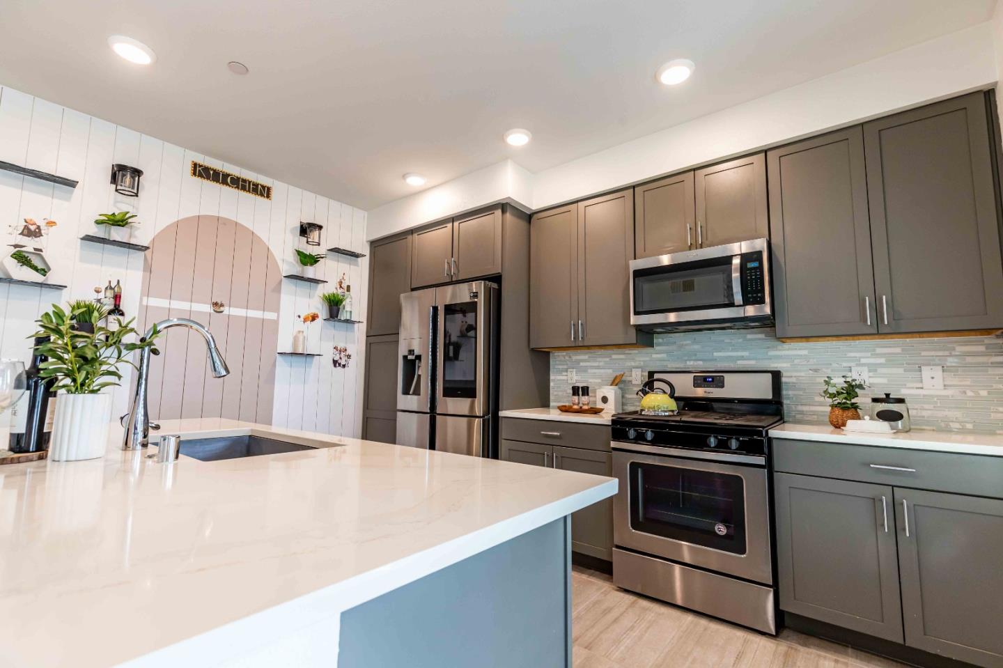 1407 Nightshade RD 30