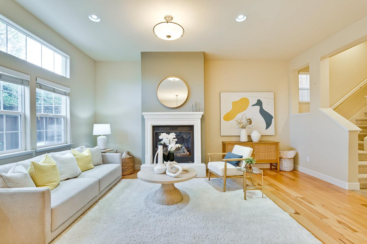459 Norwood CIR