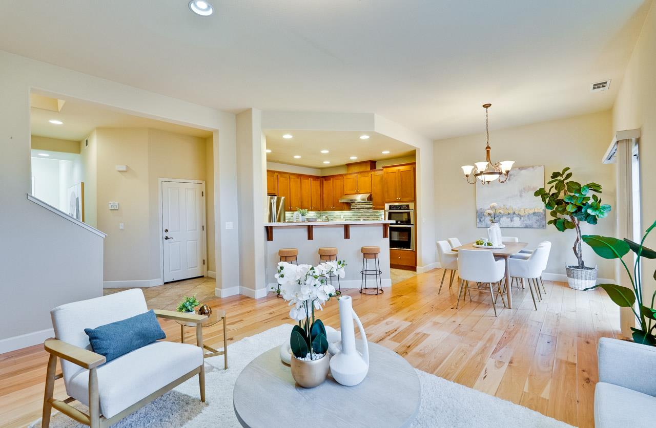 459 Norwood CIR