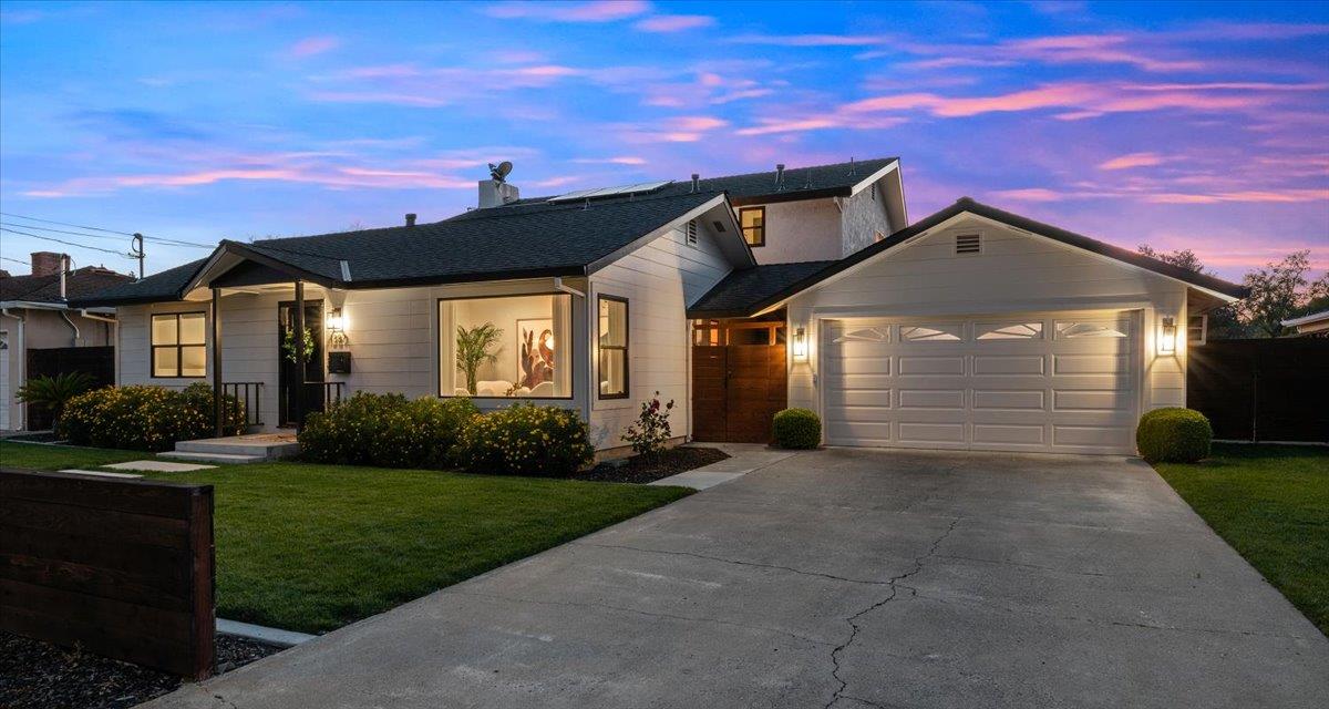 1387 Arleen AVE