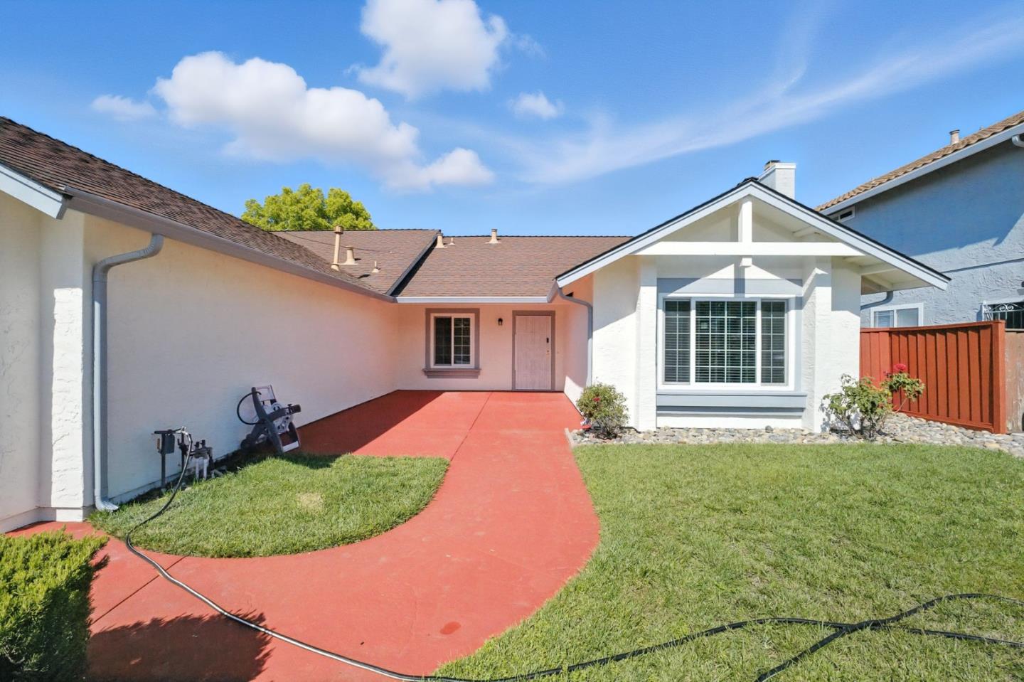 3125 Oakgate Way