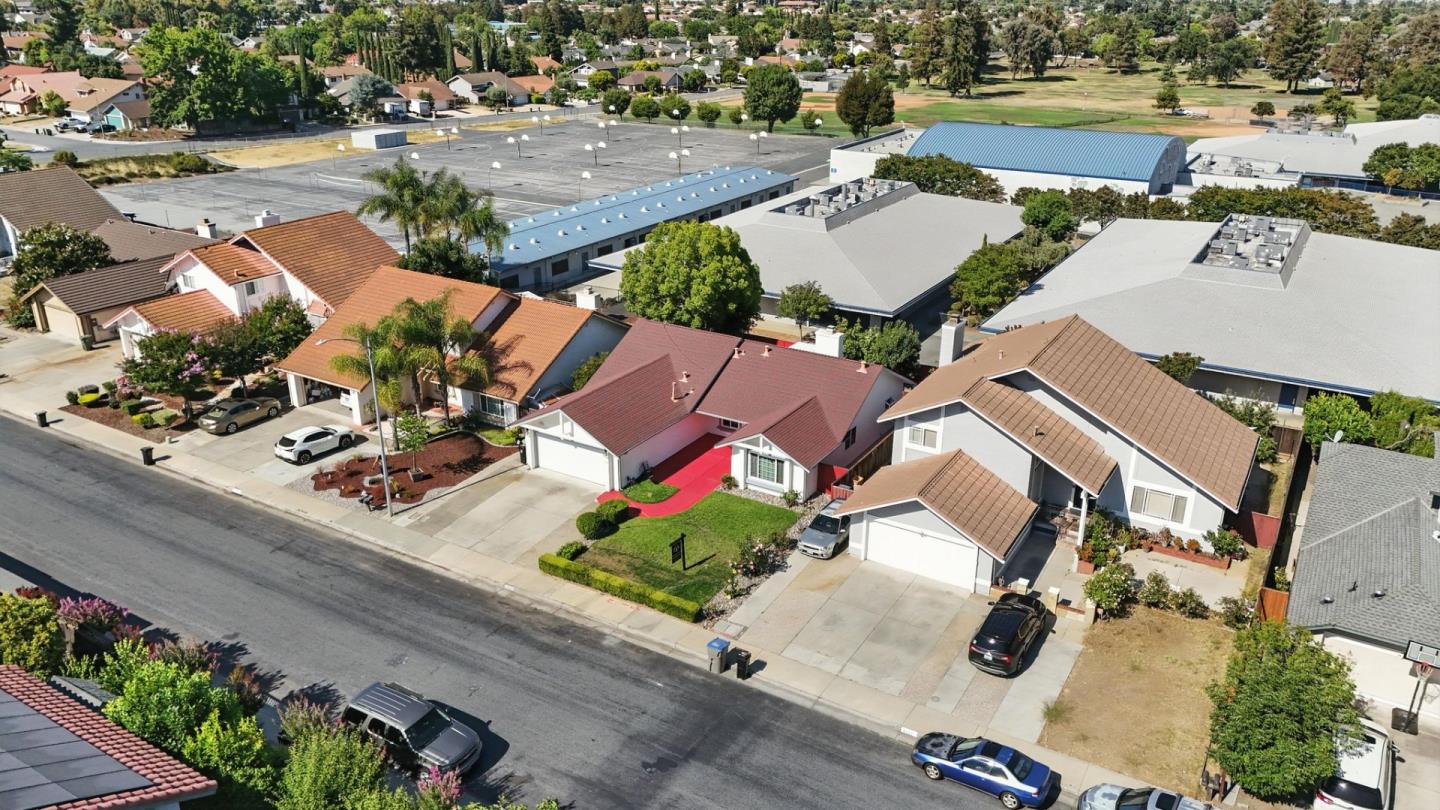 3125 Oakgate Way