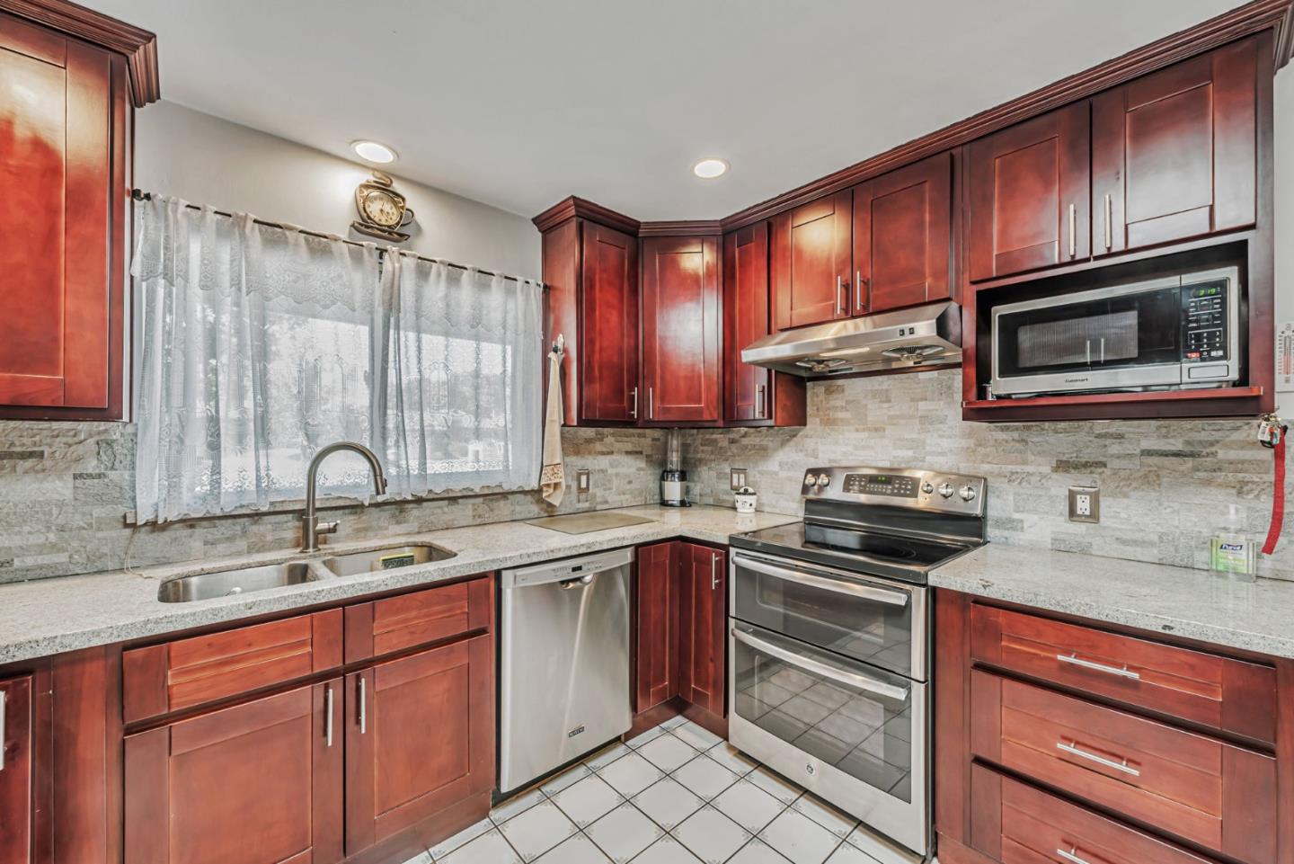 3510 Cabrillo Avenue