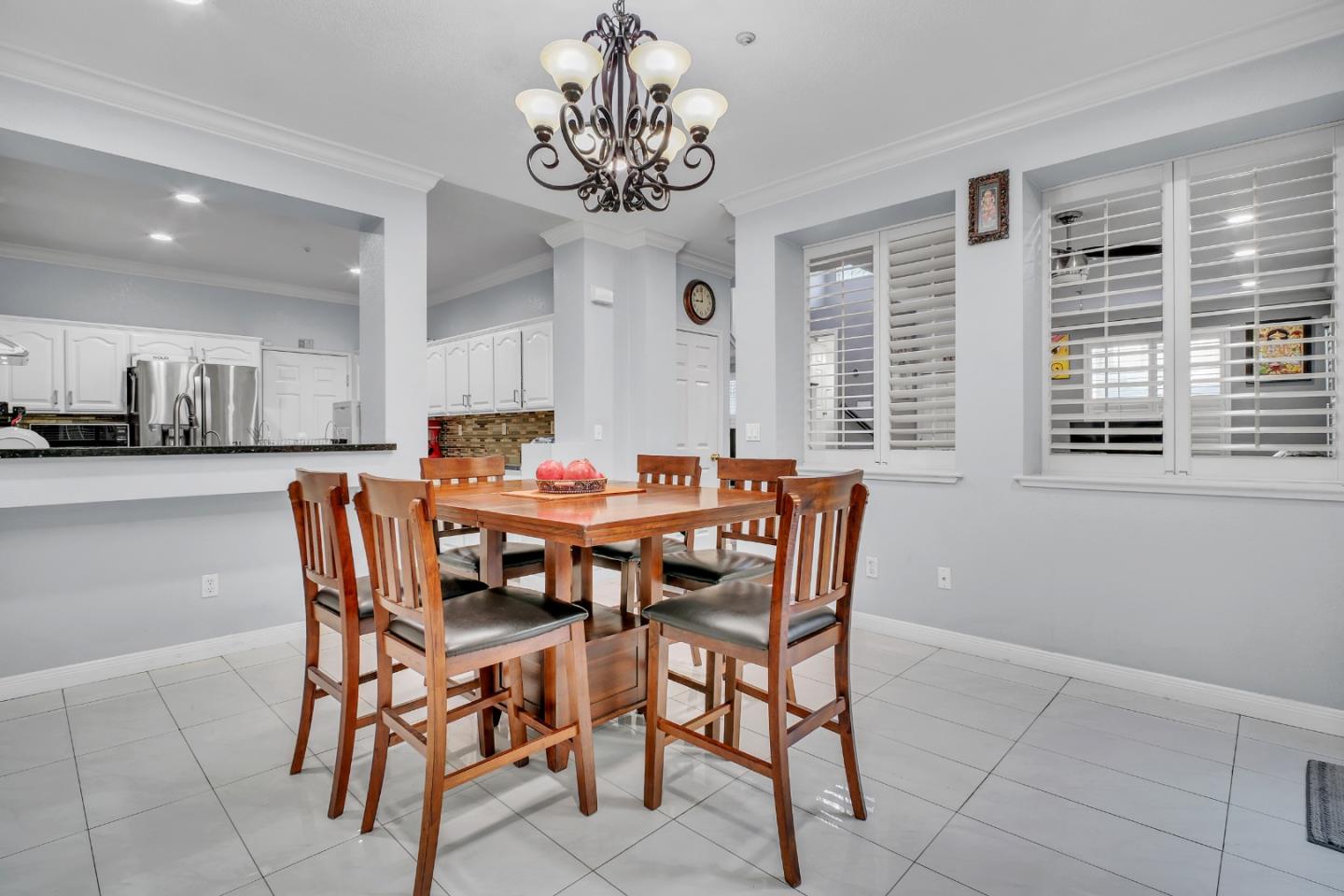 10882 Glengarry Lane