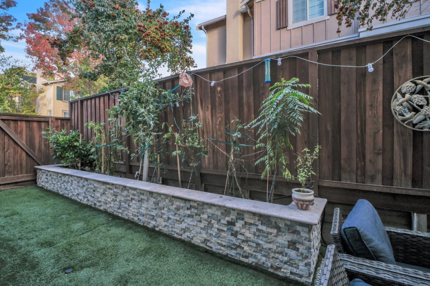 10882 Glengarry Lane