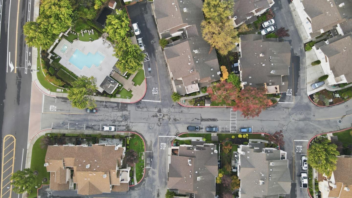 10882 Glengarry Lane