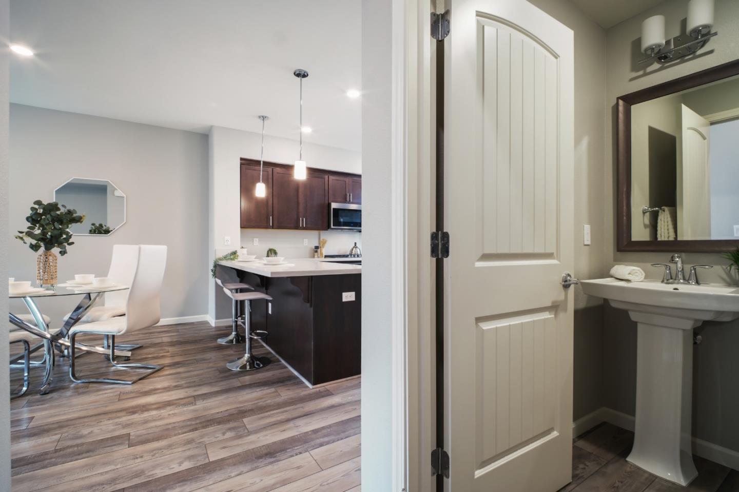 262 Agustin Narvaez Street 3