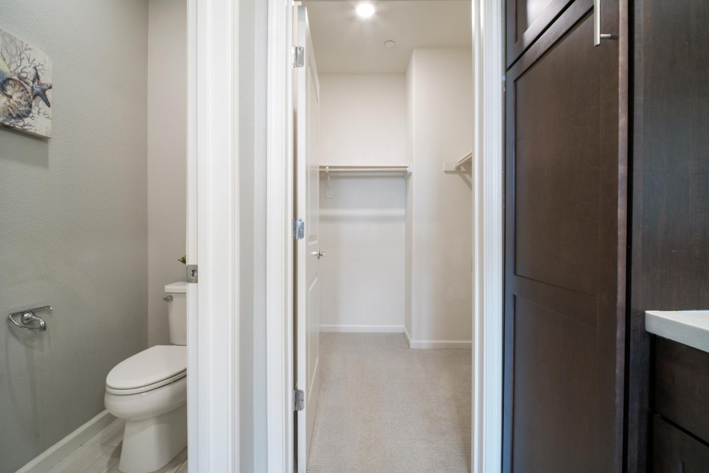 262 Agustin Narvaez Street 3