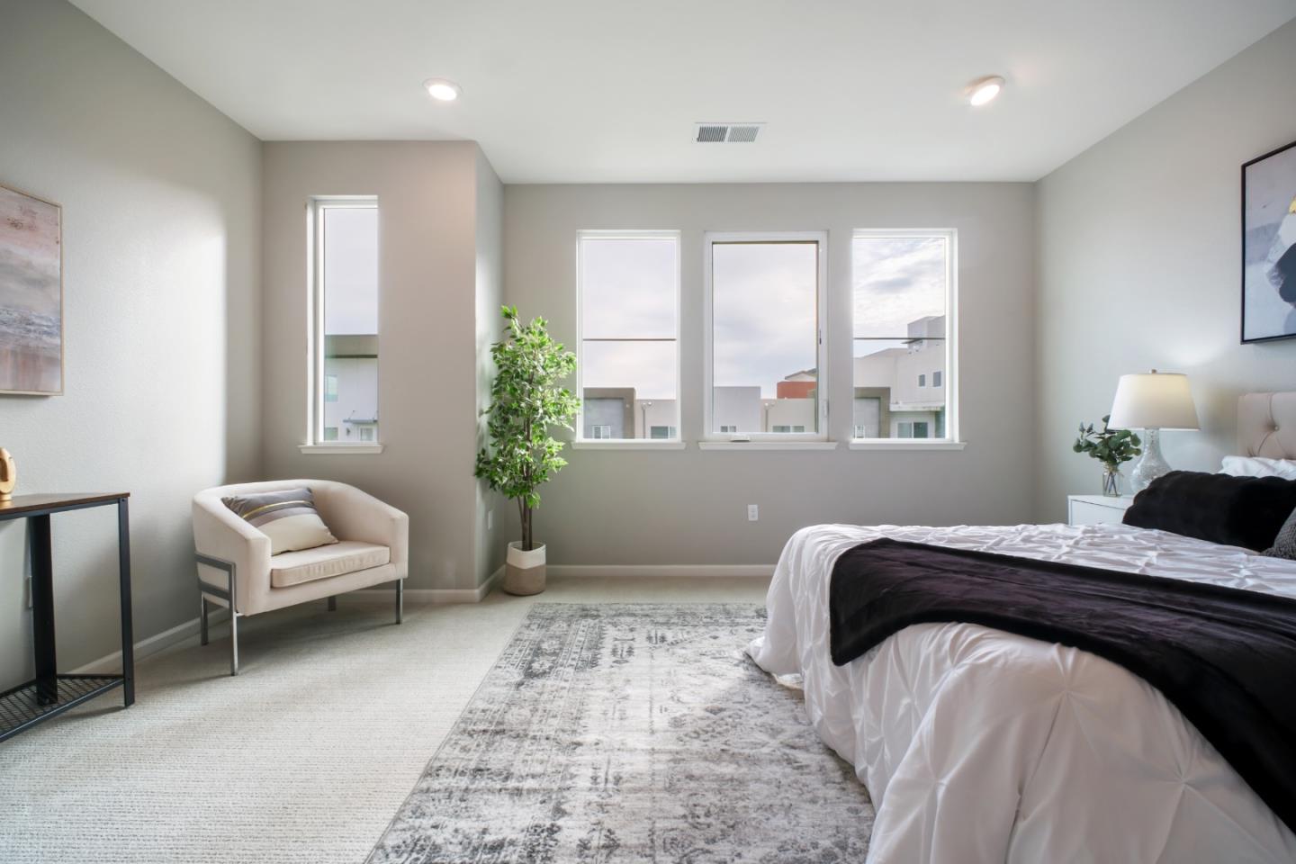 262 Agustin Narvaez Street 3