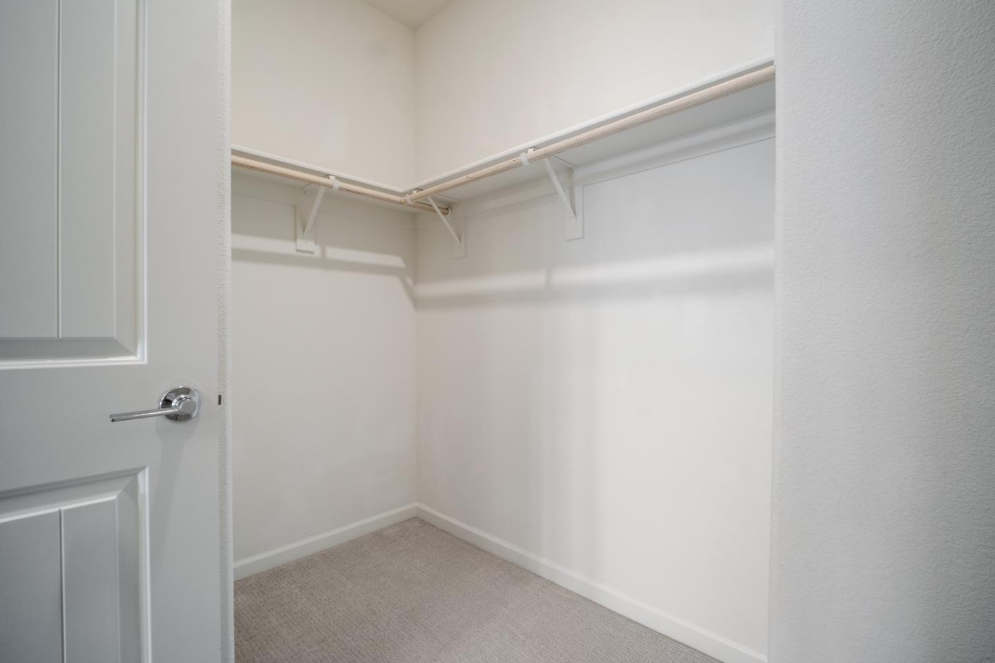 262 Agustin Narvaez Street 3