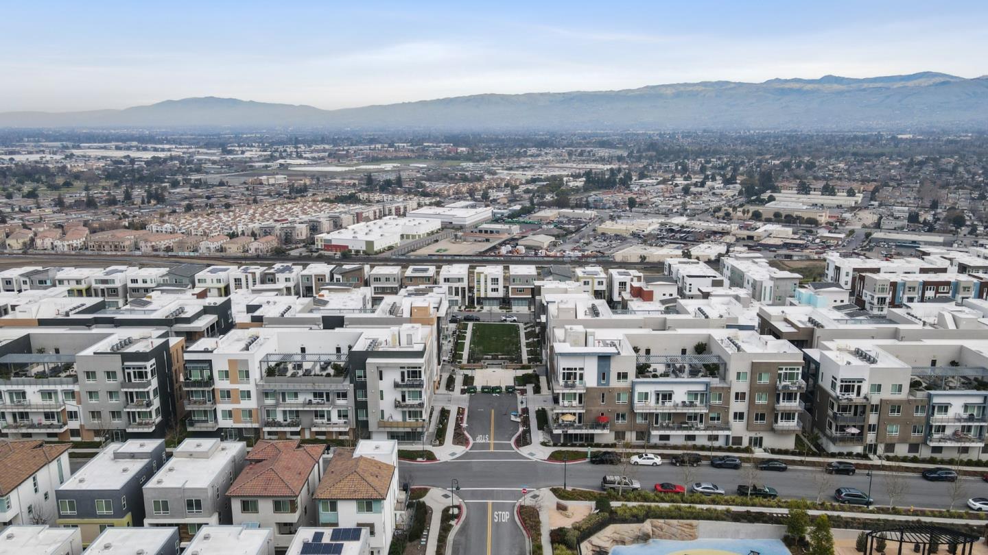 262 Agustin Narvaez Street 3