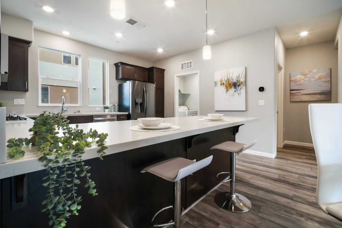 262 Agustin Narvaez Street 3