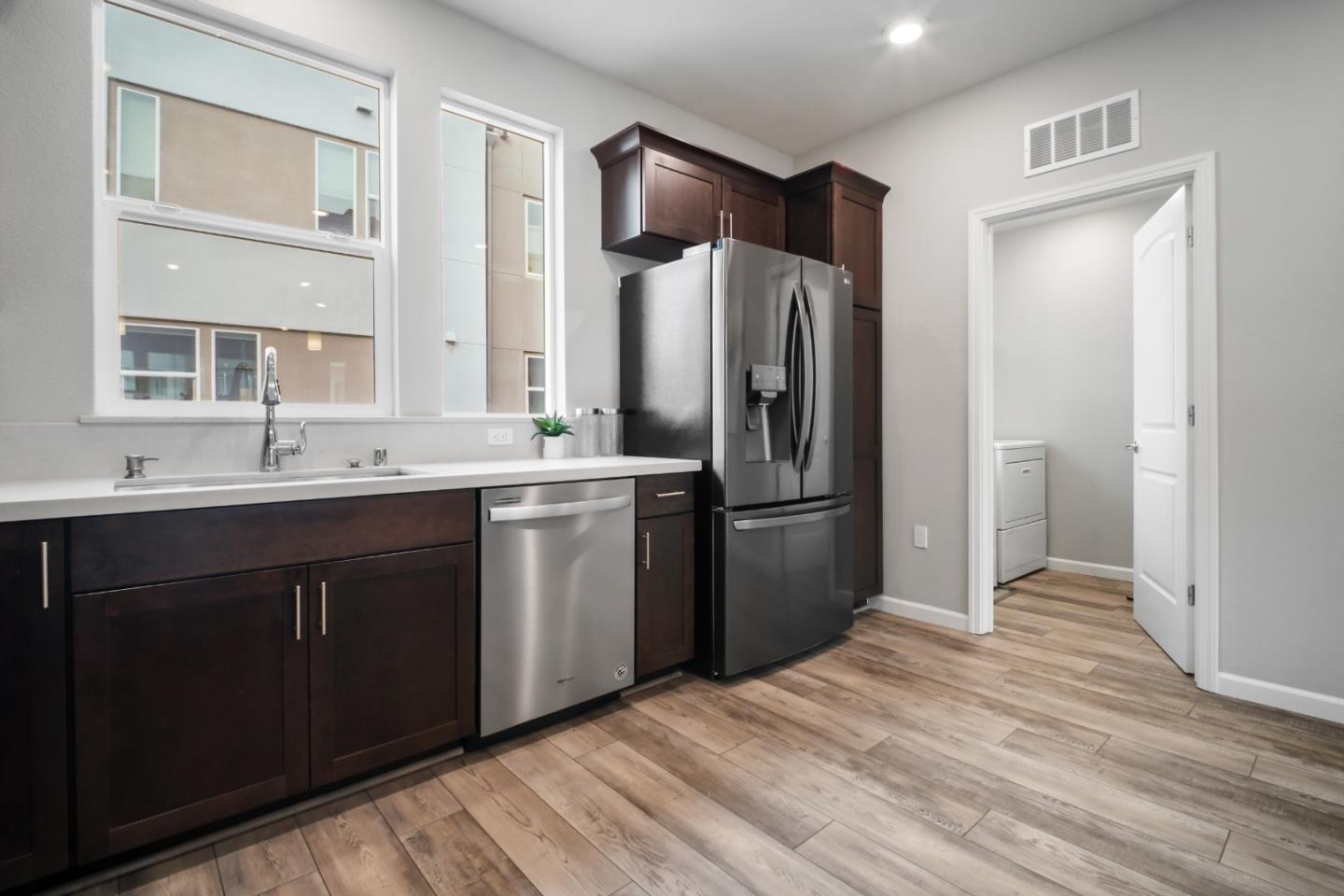 262 Agustin Narvaez Street 3