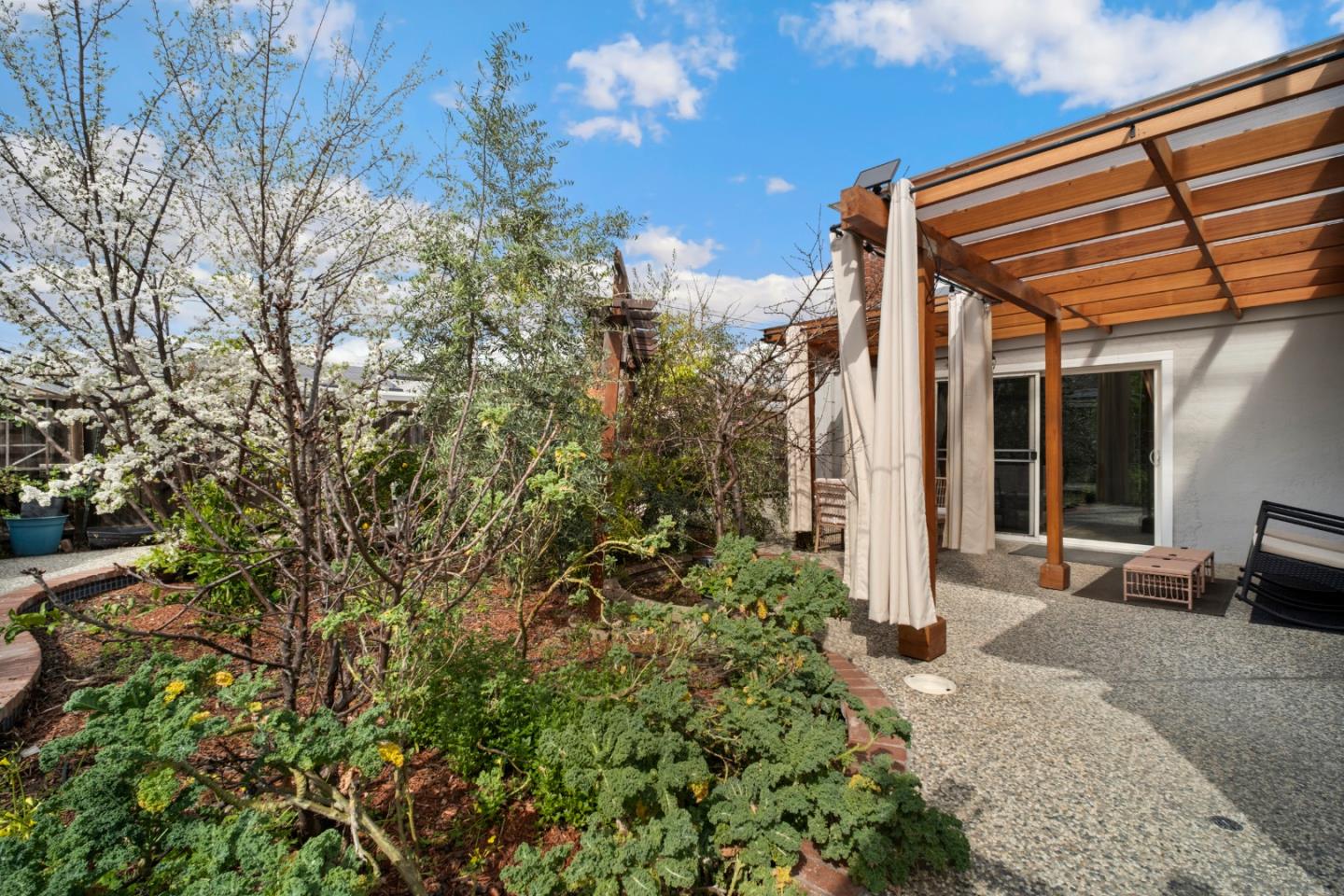 1666 Blossom Hill Road