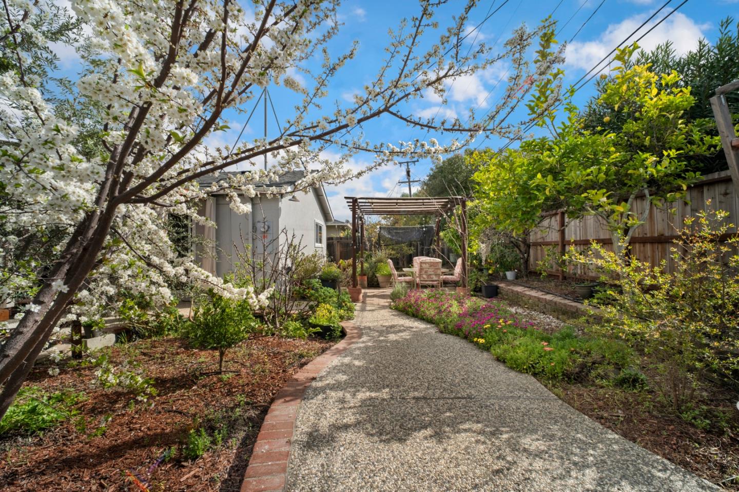 1666 Blossom Hill Road