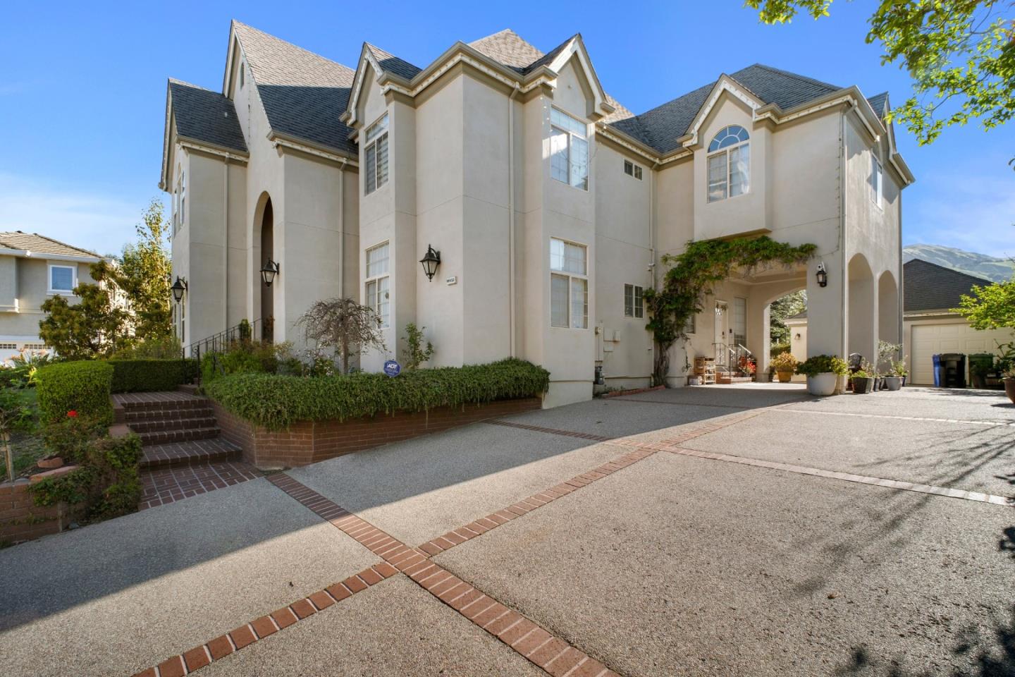 44450 Cavisson Court