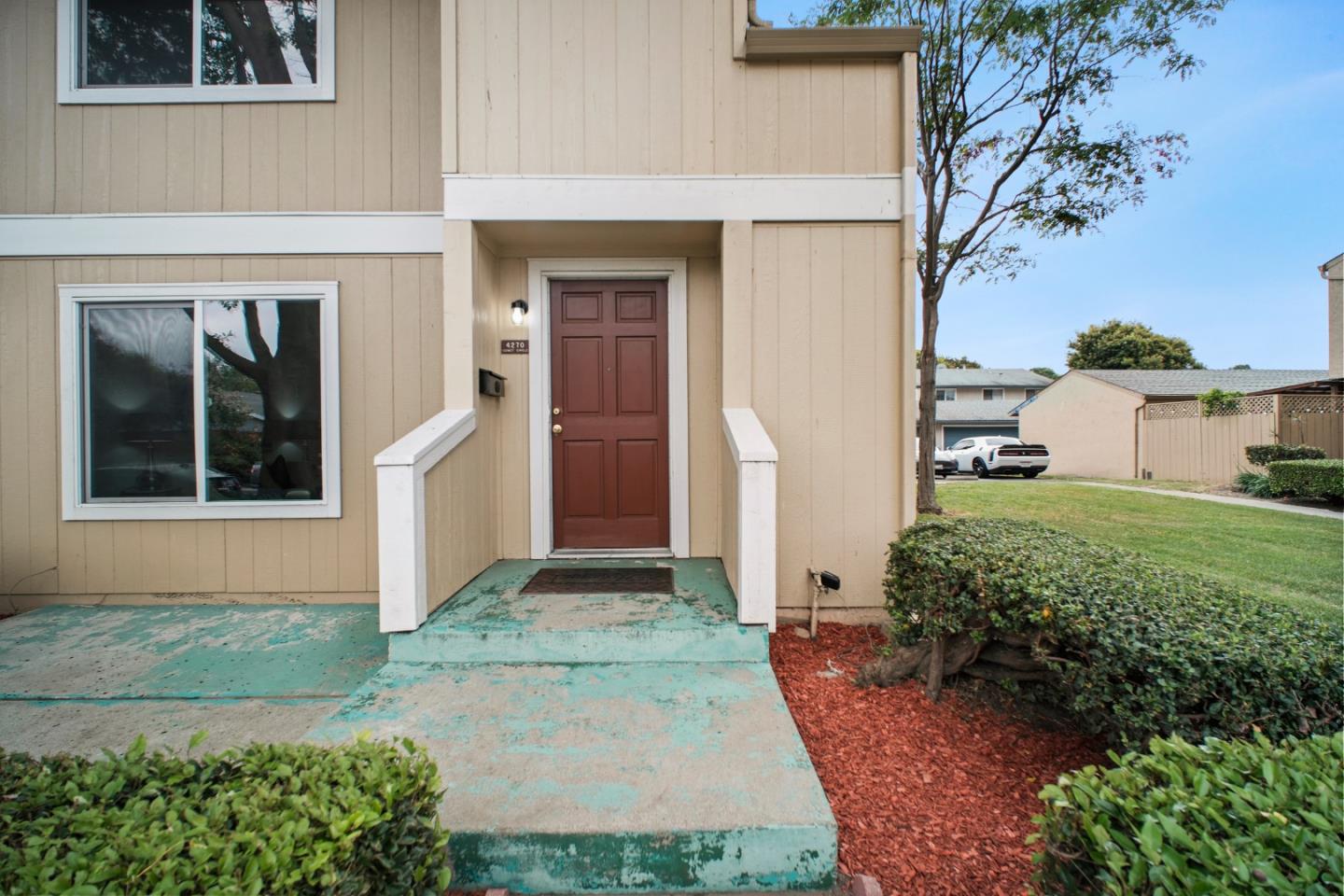 4270 Comet Circle