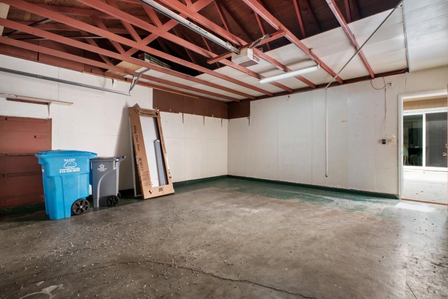 4270 Comet Circle