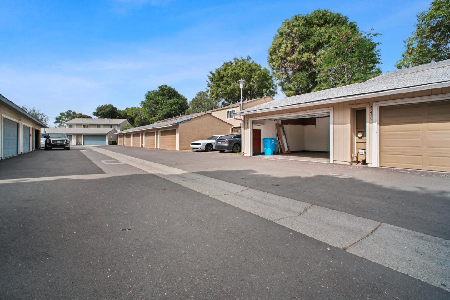 4270 Comet Circle