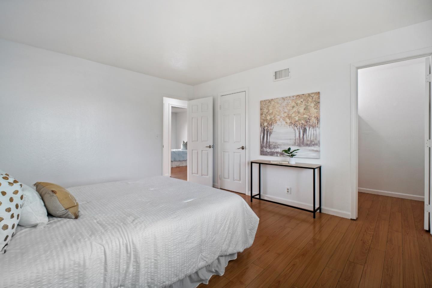 4270 Comet Circle