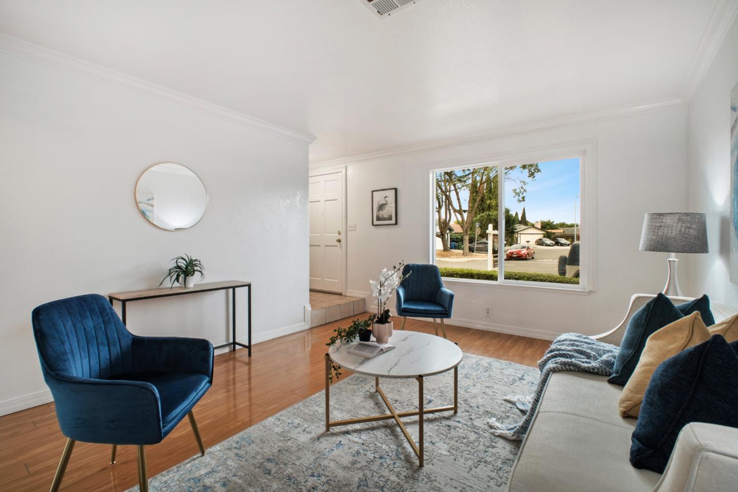 4270 Comet Circle