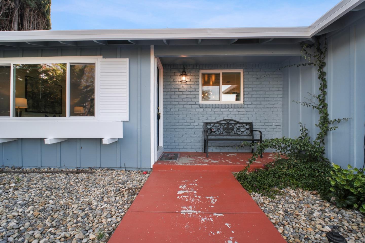 1563 Clarita Avenue