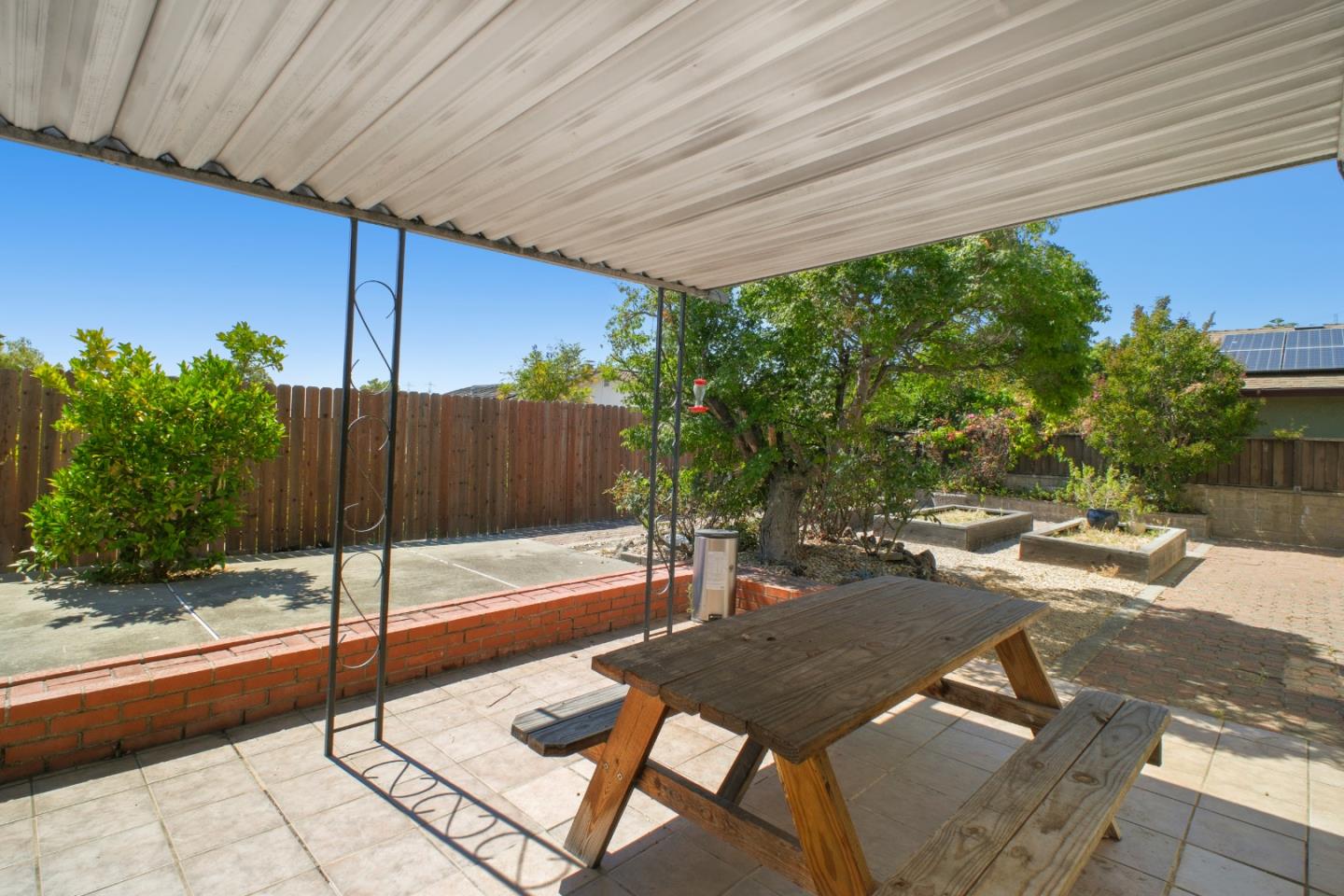 2368 Night Shade Lane